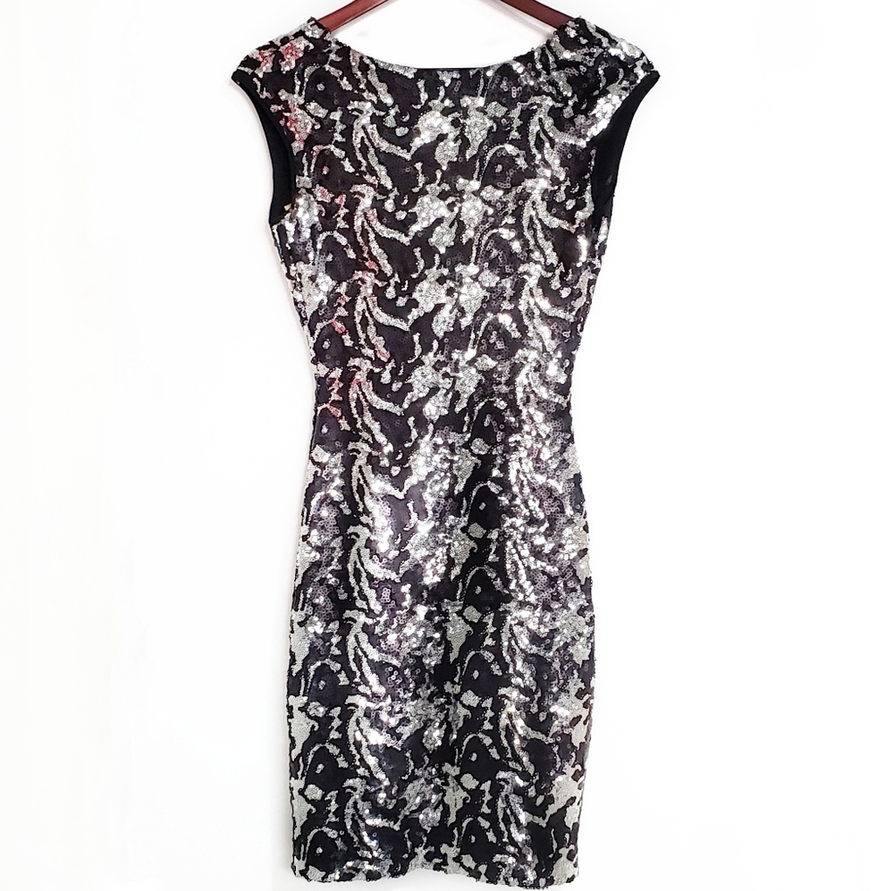 Massima Silver Sequin Cocktail Dress size M